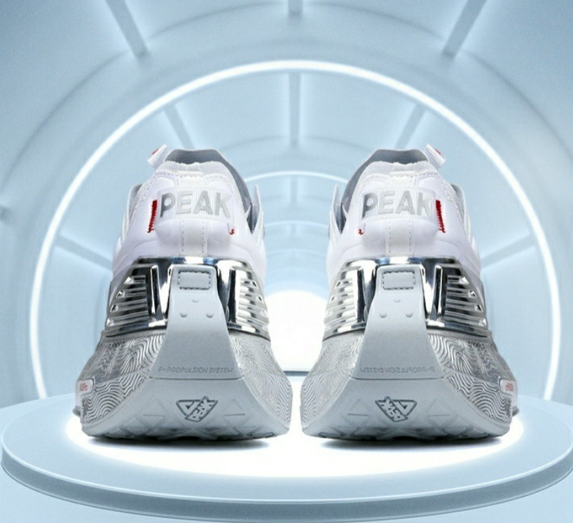 值得推荐的五双国产跑鞋！脚感不输国外大牌…