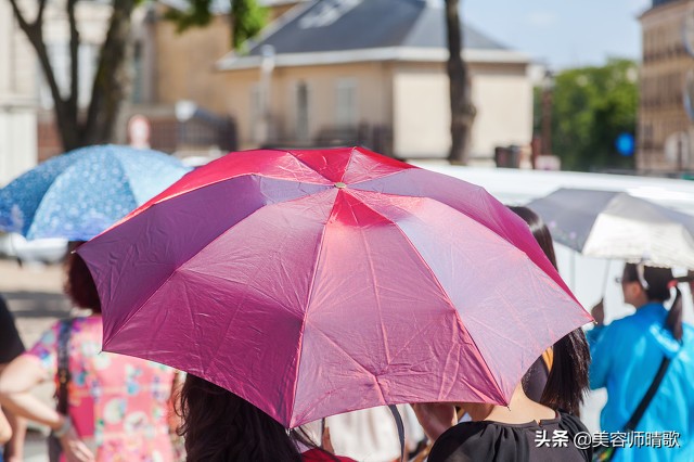 「16款公认好用的防晒霜」适合干皮、油皮、敏皮的，优缺点都在这