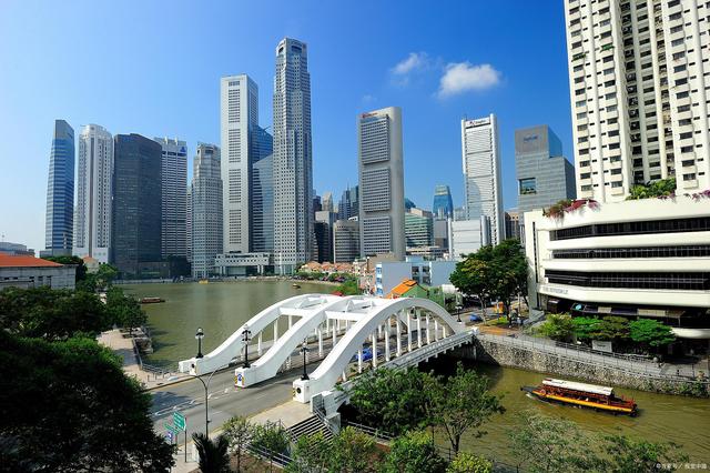 亚洲十大最富的国家2021（亚洲最富与最穷国家地区人均GDP对比）