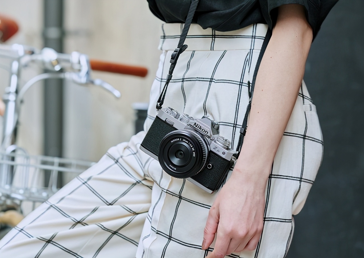 复古机身6499元 尼康Zfc相机新品值得买吗