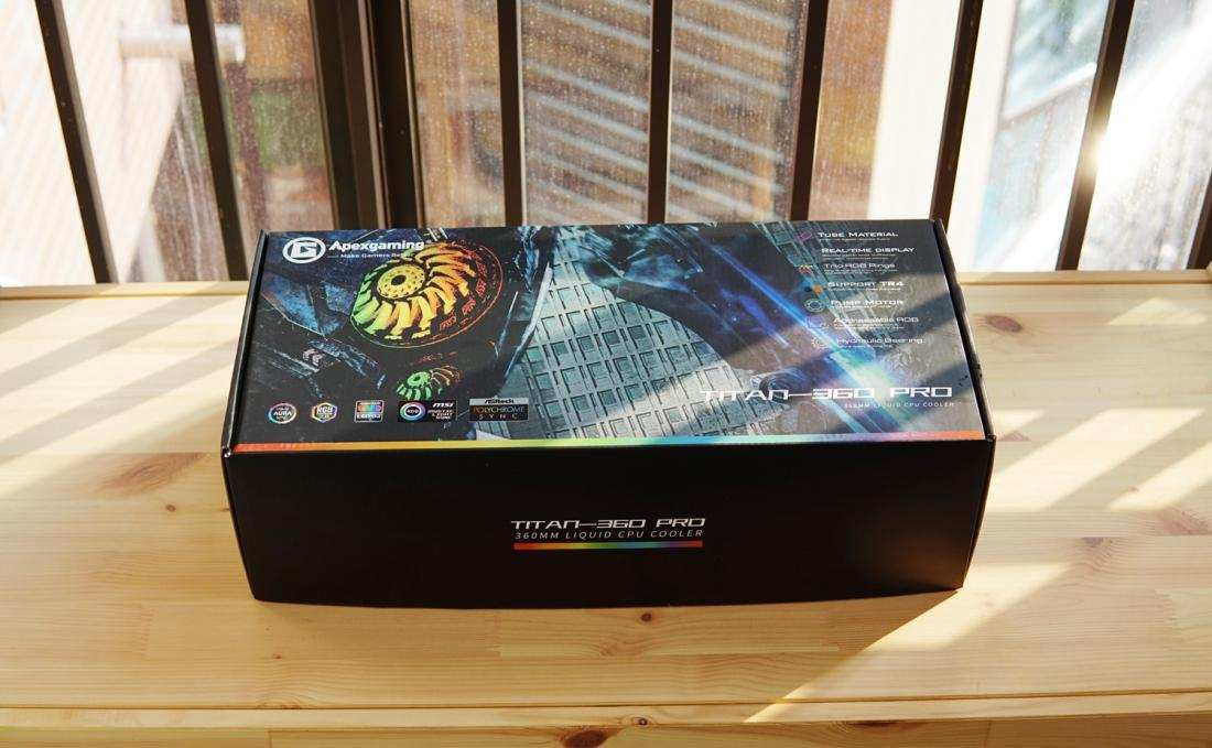 美商艾湃电竞 TITAN泰坦360 一体式水冷散热器开箱